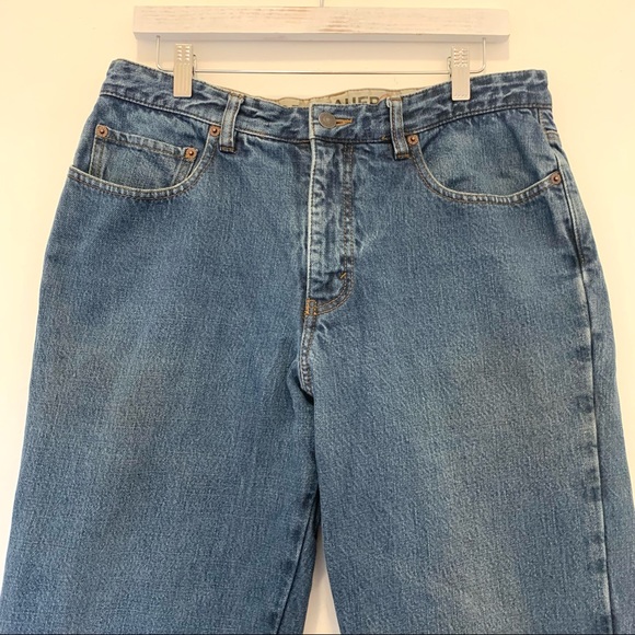 Eddie Bauer Men’s Relaxed Fit Jeans - Picture 3 of 12